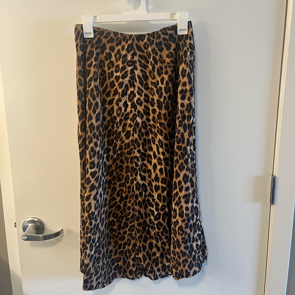Leopard Print Midi Skirt - Picture 5 of 9